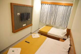 Hotel Sumeet Palace - 0