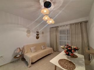 Apartamentos Amy 3 con vista a mar - 1