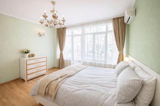 Cozy City Center Apartment - Walk to Everything - 8