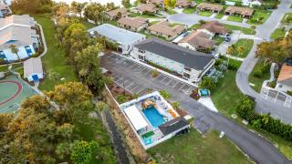 6 Min to IMG - Heated Pool w Slide - Putt Putt - 6