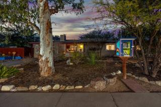 5 Min to TMC, 3 BR 2 BA, Yard and Grill, Central - 6
