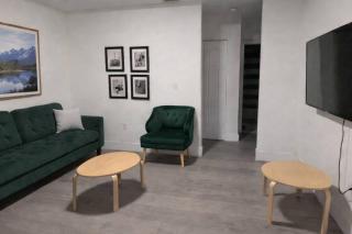 The Spacious Miami Staycation - 0