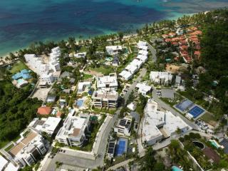 Luxury 5BR Villa Pool, Jacuzzi, Rooftop Near Beach - 5