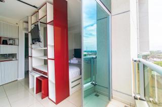 Studio c/ Varanda e Vista do Aeroporto - 2