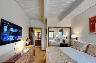 Timberline Condominiums 1 Bedroom Standard Unit B2C - 5