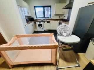 The Hive, Large Private Room, East London,Transport Links, Parking - 9