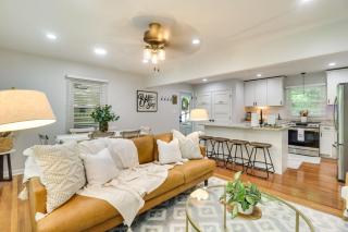 Meme & Papa Cottages Private Compound - 3