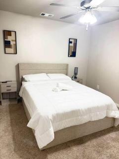 The West House Cozy-Modern-Spacious - 9