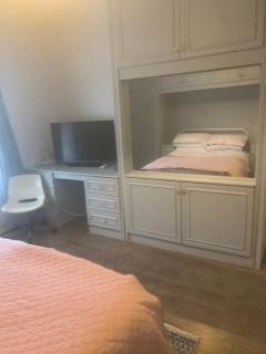 2 bedroom house - 4
