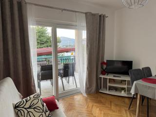 Apartments Villa Mirella 20 m from the sea - free parking - 7