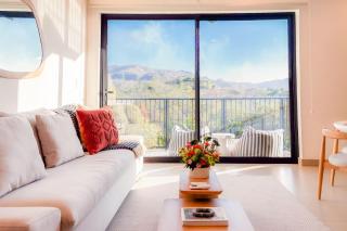 Coco Vista Condo, Beach Club & Ocean Glimpses - 5