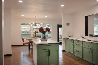 Private Pool • Movie Theater • Sleeps 12 / 4BR - 3