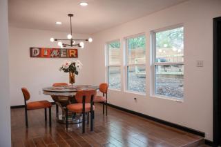Private Pool • Movie Theater • Sleeps 12 / 4BR - 1