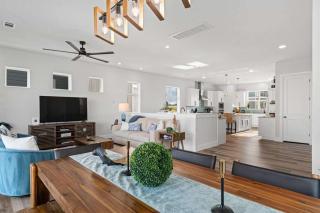 Lake LBJ Lakeside Luxury Family Resort Amenities - 0