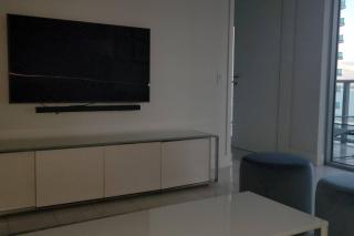 Brickell w/ Waterview, Fast Wi-Fi & Free Parking! - 2