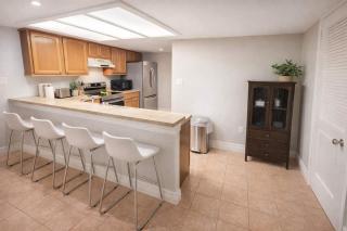 Saida Towers IV #108 condo - 6