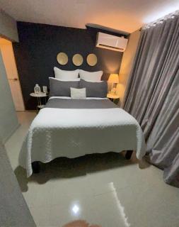 Cozy Central 1BR 2nd Floor High Speed WiFi - 4