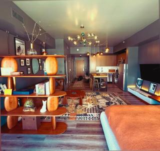 Sleek Cherry Creek Studio - Hot Tub & Free Parking - 3