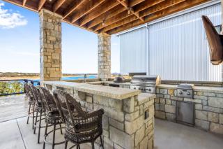 Lakeside Dreamhouse - 8