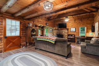 Cozy Log Cabin w Porch Fire Pit Games & River - 4