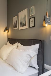 Elegant City Apartment at Alexandras Ave - 8