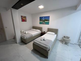 Ksamil Guesthouse Villa - 6