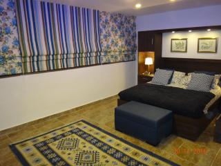 Royal Luxury Apartments & Studios 2 - Amman - 2