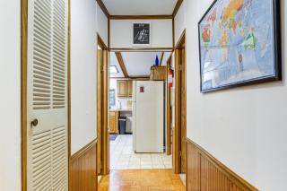 Quiet Wooded Escape! Metro Detroit Basecamp - 4