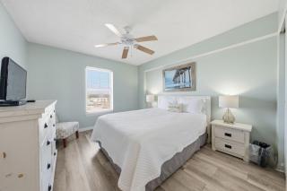 Boardwalk 681 by Youngs Suncoast - 1