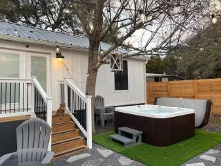 Little White House of Wimberley - 9