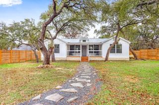 Little White House of Wimberley - 3