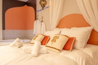 Marrakech Cinéma Jacuzzi - Suite romantique - 4