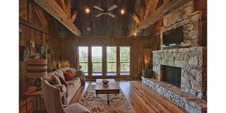 Luxury Cabins @Stony Ridge-Emerald - 7