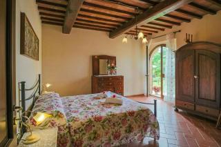 Lovely Apartment In Tuscan Farmhouse - 3