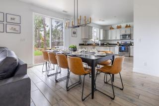 5BR Flagstaff Forest Home Mountain Retreat - 6