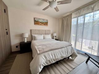 Modern 3BR Home - Pool & Gym in Nueva Escondida - 2