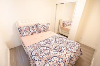 small 2-bedroom 1-bath unit in Hollywood Koreatown - 4
