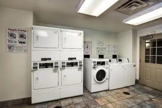 Suite Near Exit 9 w/ Kitchen - 4