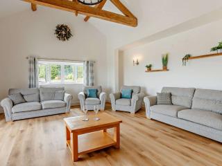 4 Bed in Combe St. Nicholas 83501 - 8