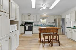 Rustic River Retreat - 4