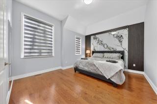 Toronto Entire Private Home 3BR - 2BA - Hwy - Park - 6