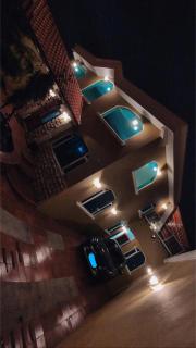 Lujosa Casa - Jacuzzi - BBQ - 15 min aeropuerto - 7