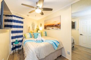 Casa Del Mar Unit 257 - Stunning Front Angle Views at the Gulf n Babe's Beach with Private Balcony WiFi - 7