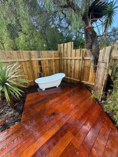 Orchard Cottage - Country Escape - 7