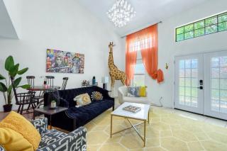 Urban Retreat at Coddiwomple Cottages - 1