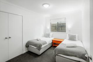 Blue Haven Ocean Views & Pool - Gnarabup - 5