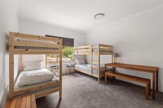 Bush to Bay - Pet-Friendly Retreat Near Injidup - 5