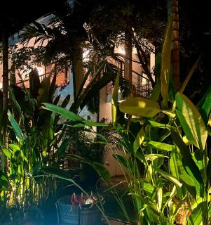 Duplex, 1BR Loft, King Bed, Pool, Garden, Sony Soundbar - 9