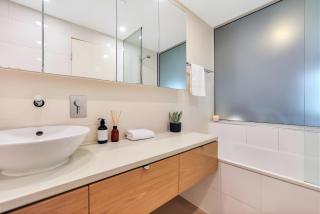 Sip champagne at Sunset at the Darwin Waterfront - 2