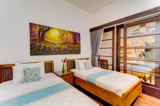 Olala Suite Canggu Guesthouse - 2
